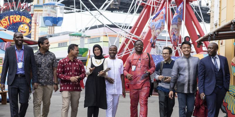 Students at Luna Park 